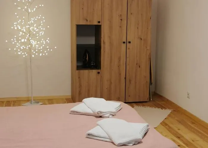 Meg's Cozy Апартаменты *